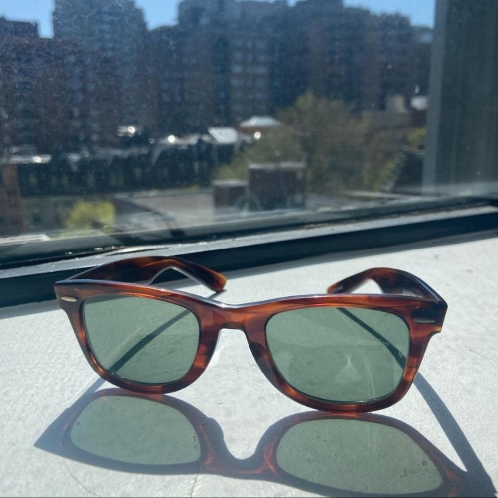 Classic Ray-Bans!!

Authentic